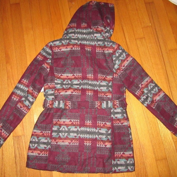 Mossimo Faux Wool Aztec/Tribal Wrap/Button Jacket - Picture 4 of 8